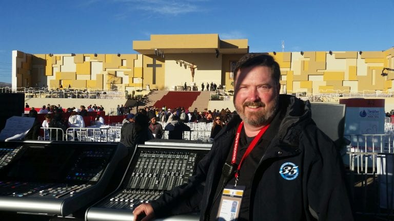 King Facilitates Audio Plan for Papal Visit to Mexico