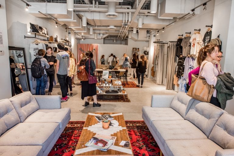 Entrepreneurship Students Partner with Nashville Fashion Alliance to Open New Boutique