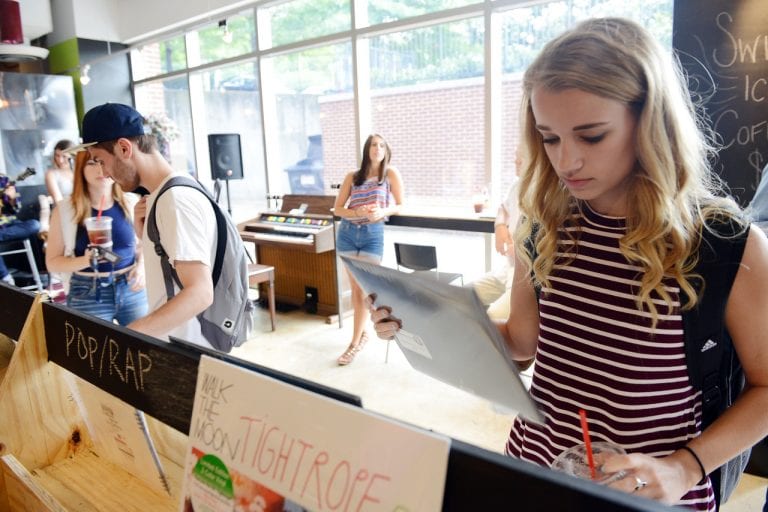 Student-Run Boulevard Record Shop Opens on Belmont Boulevard