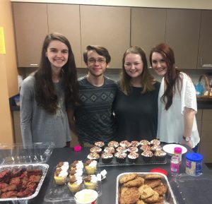 Students volunteer at the Hope Lodge