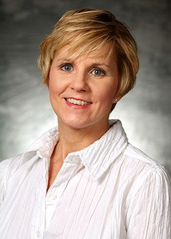 Dr. Jennifer Fowler Headshot