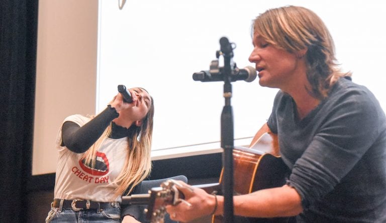 Julia Michaels, Alumna Beka Tischker, Keith Urban Share Wisdom, Songs on Campus