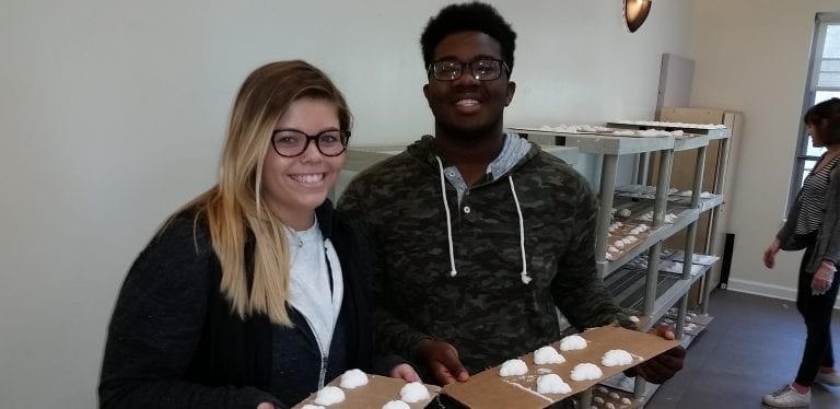 Cheekwood Recognizes Belmont Student Volunteers with Century Award