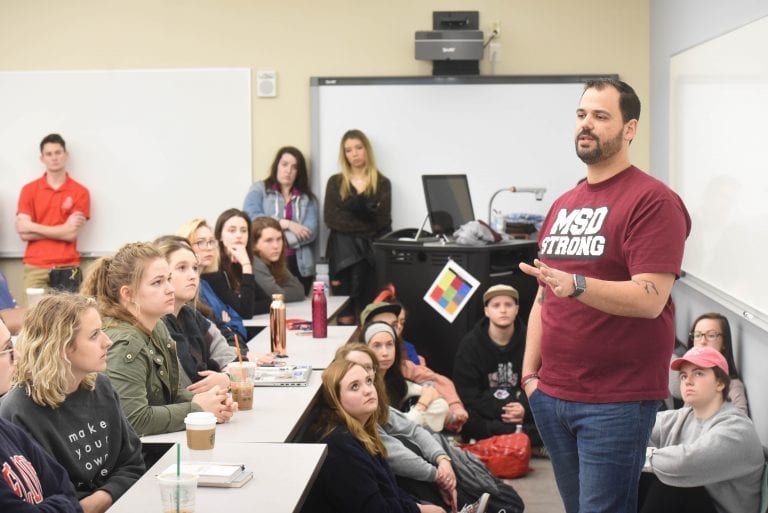 Belmont Alumnus, Stoneman Douglas Teacher Speaks to Students on Campus