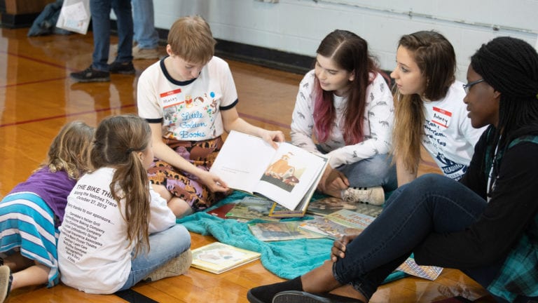 Family Literacy Day Draws 300 Guests to Rose Park Family Literacy Day Draws 300 Guests to Rose Park
