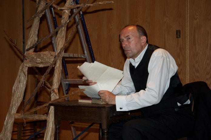 Darwin's Tree “Leading British actor Andrew Harrison is the star of ‘Mr. Darwin’s Tree,’ the acclaimed one-man play about Charles Darwin.”