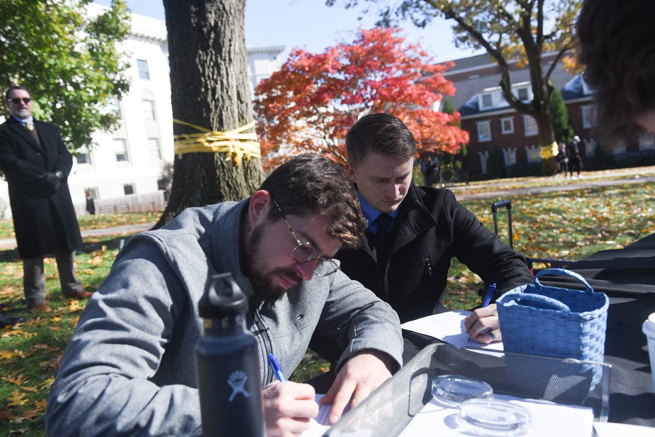 Students write letters to military overseas.