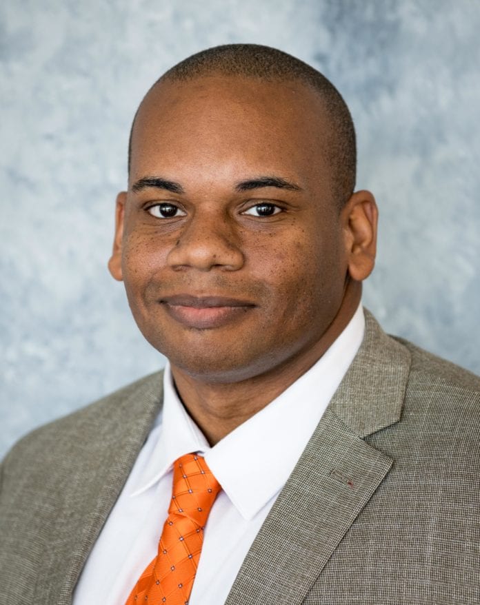 Dr. Wayne Lewis Headshot