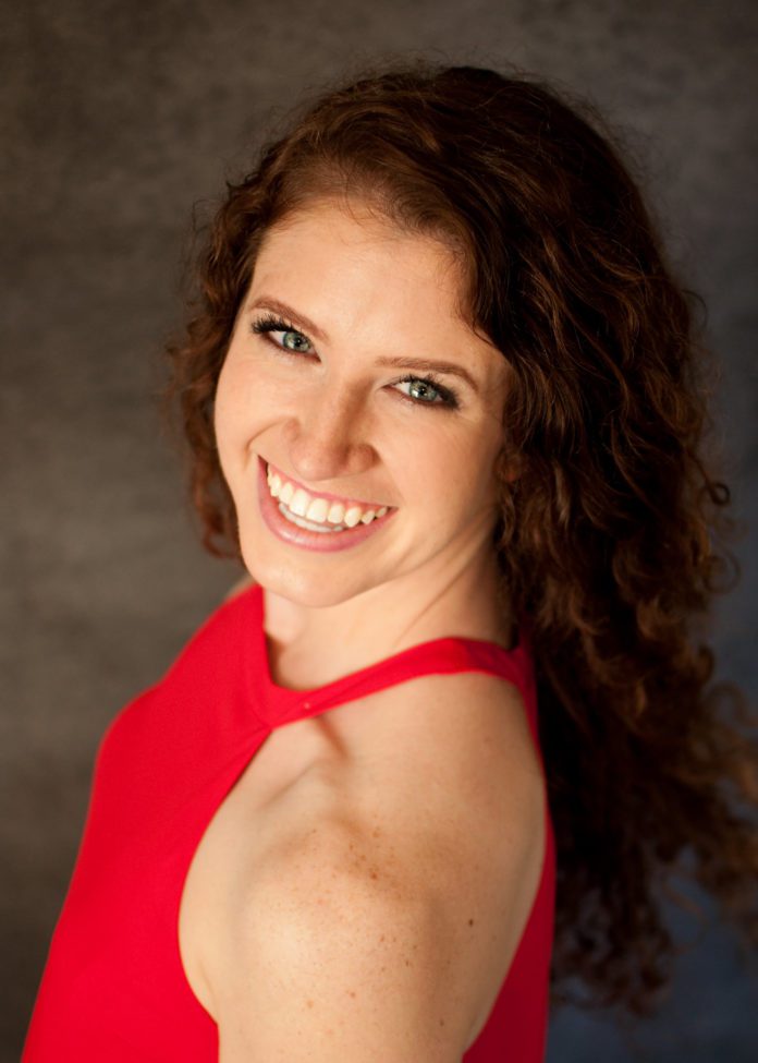 Amanda Barnett Claise head shot