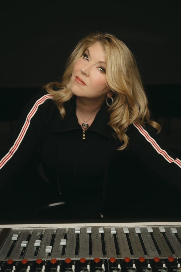 Dolly Parton Performs Song Co-Written by Songwriting Professor Jodi Marr